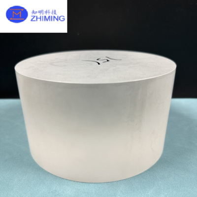 Αγορά Πολλαπλά μεγέθη Ζαφείρινη ίνγκοτ AL203 Θερμική αντοχή Αντίσταση στη διάβρωση Υψηλή σκληρότητα Προσαρμογή υποστηρίζεται ηλεκτρονική κατασκευή